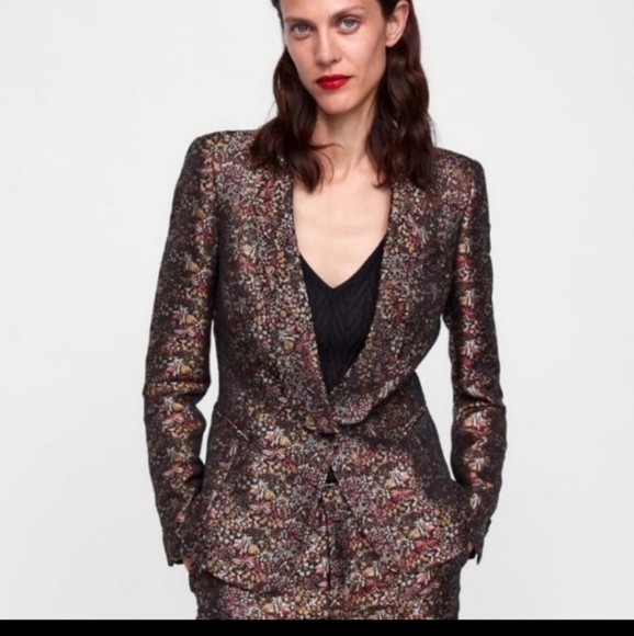 Metallic Floral Zara Blazer - Picture 5 of 6
